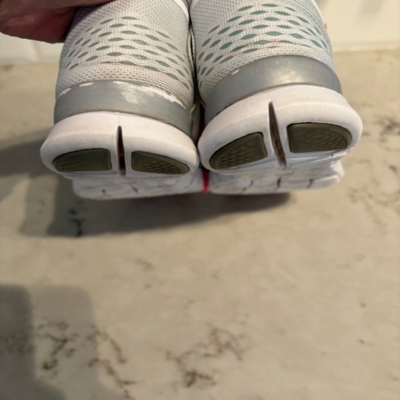 Nike Free TR Fit 4 Woman’s Trainer Runner Size 8 - Picture 8 of 9